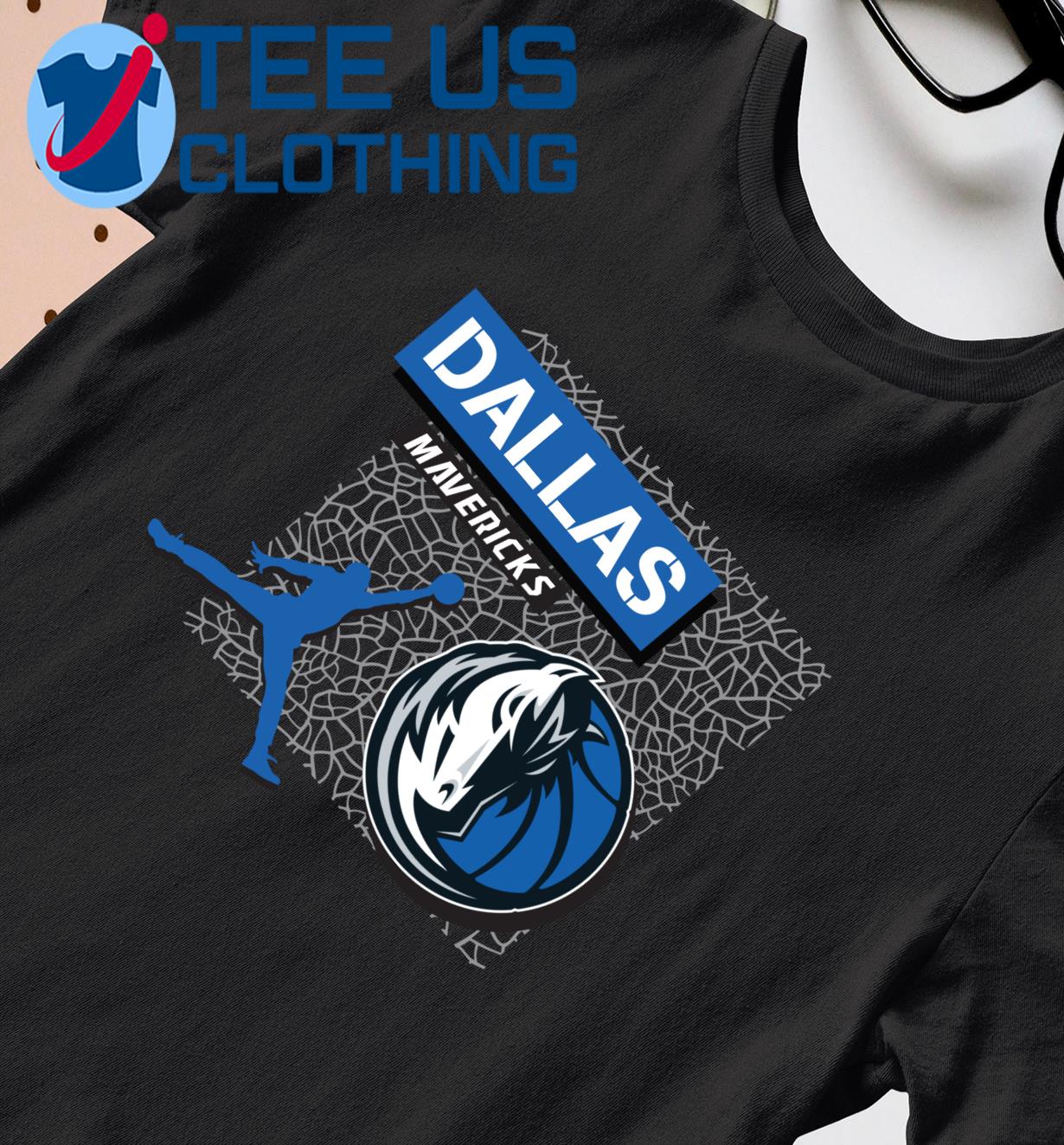 Dallas Mavericks Basketball 2023 Jordan shirt