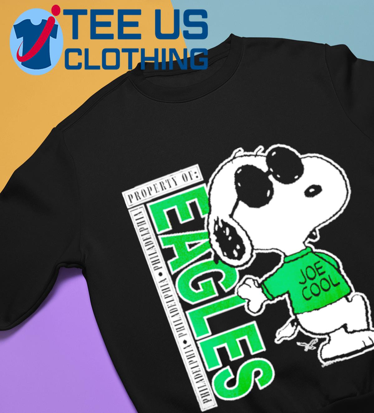 Snoopy Hugs The Philadelphia Eagles Heart T-Shirt - T-shirts Low Price