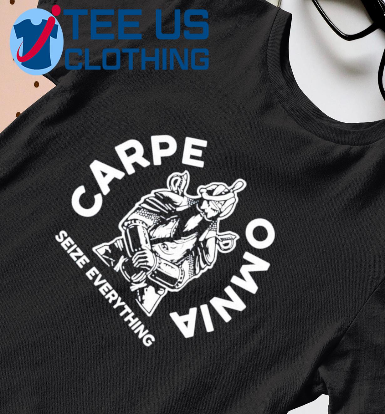 Micah Parsons Carpe Omnia Seize Everything Shirt - Ipeepz